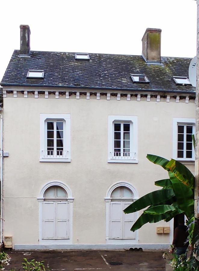 Aux Nids D'Hirondelles Lägenhet Pouilly-sur-Loire Exteriör bild
