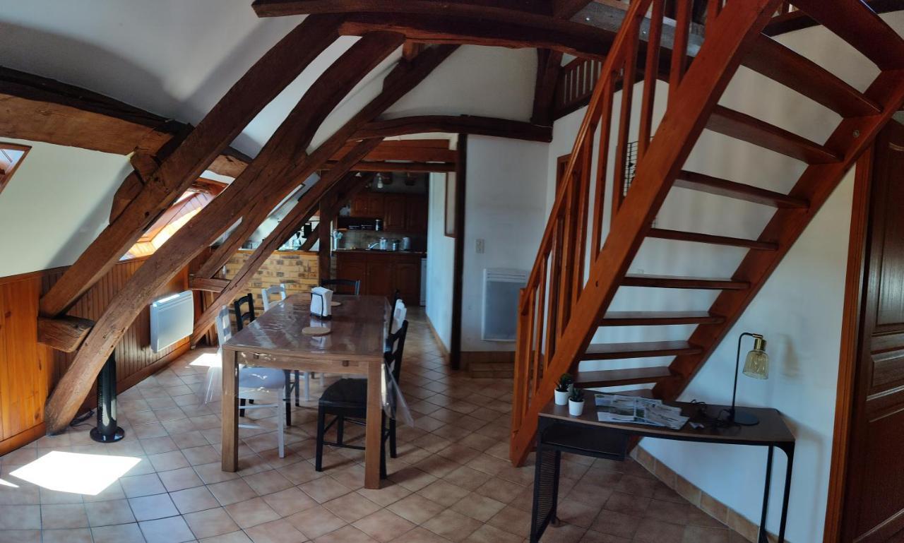Aux Nids D'Hirondelles Lägenhet Pouilly-sur-Loire Exteriör bild
